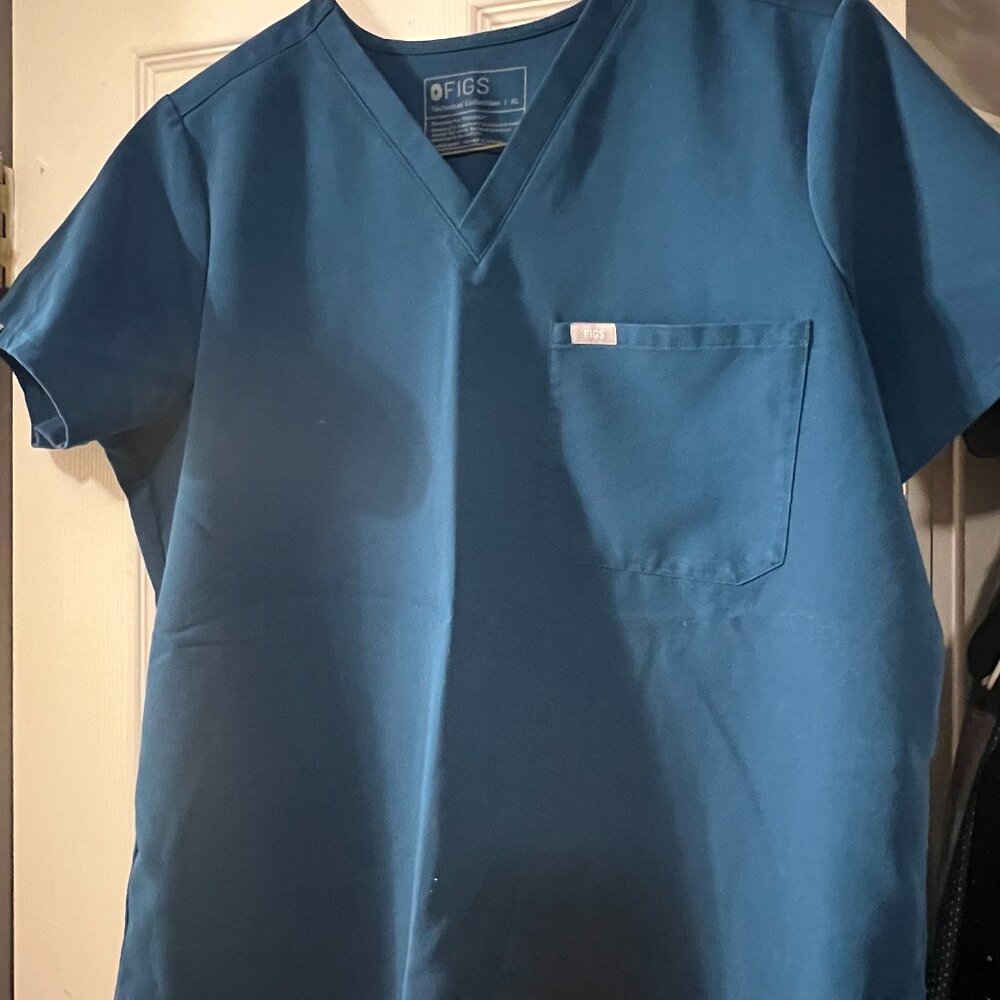 Figs Catarina One Pocket Scrub Top